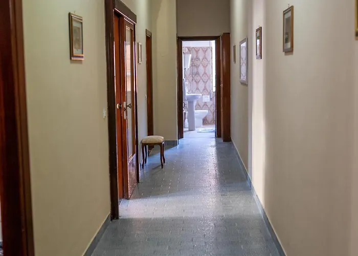 Center * ספרלונגה